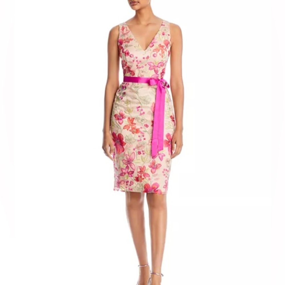 Eliza J Pink Sheath Dress with V-Neck and Sleeveless Design